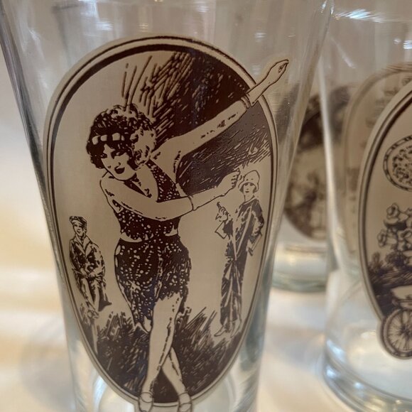 Vintage Coca-Cola Collector Glasses (10) - Picture 3 of 9